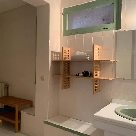 Holiday home Gite Avec Piscine Privee Au Coeur D'une Foret De Chenes Proche De Vallon Pont D'arc *