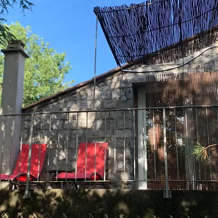 Holiday home Gite Avec Piscine Privee Au Coeur D'une Foret De Chenes Proche De Vallon Pont D'arc Saint Alban Auriolles