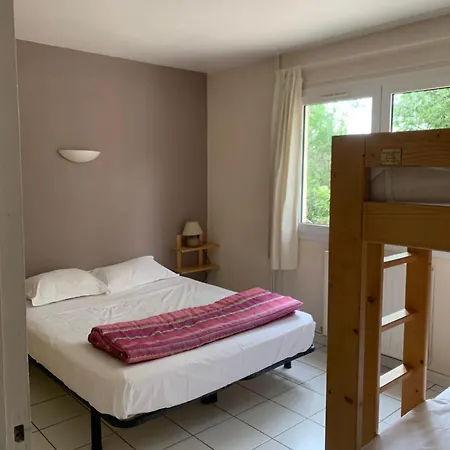 Holiday home Gite Avec Piscine Privee Au Coeur D'une Foret De Chenes Proche De Vallon Pont D'arc Saint Alban Auriolles