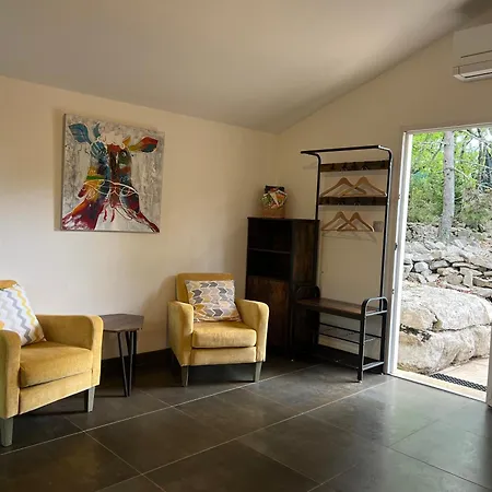 Avec Piscine Privee Au Coeur D'une Foret De Chenes Proche De Vallon Pont D'arc Ferienhaus